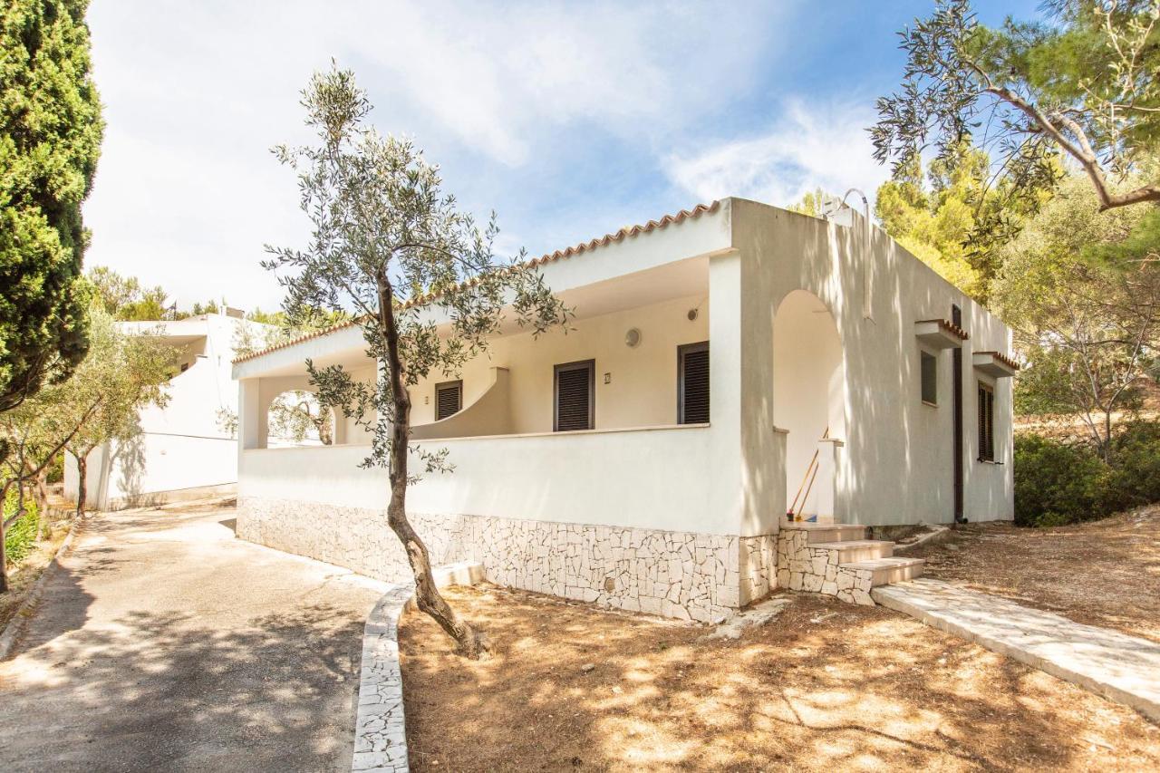 Villaggio Baia Della Tufara 3*
